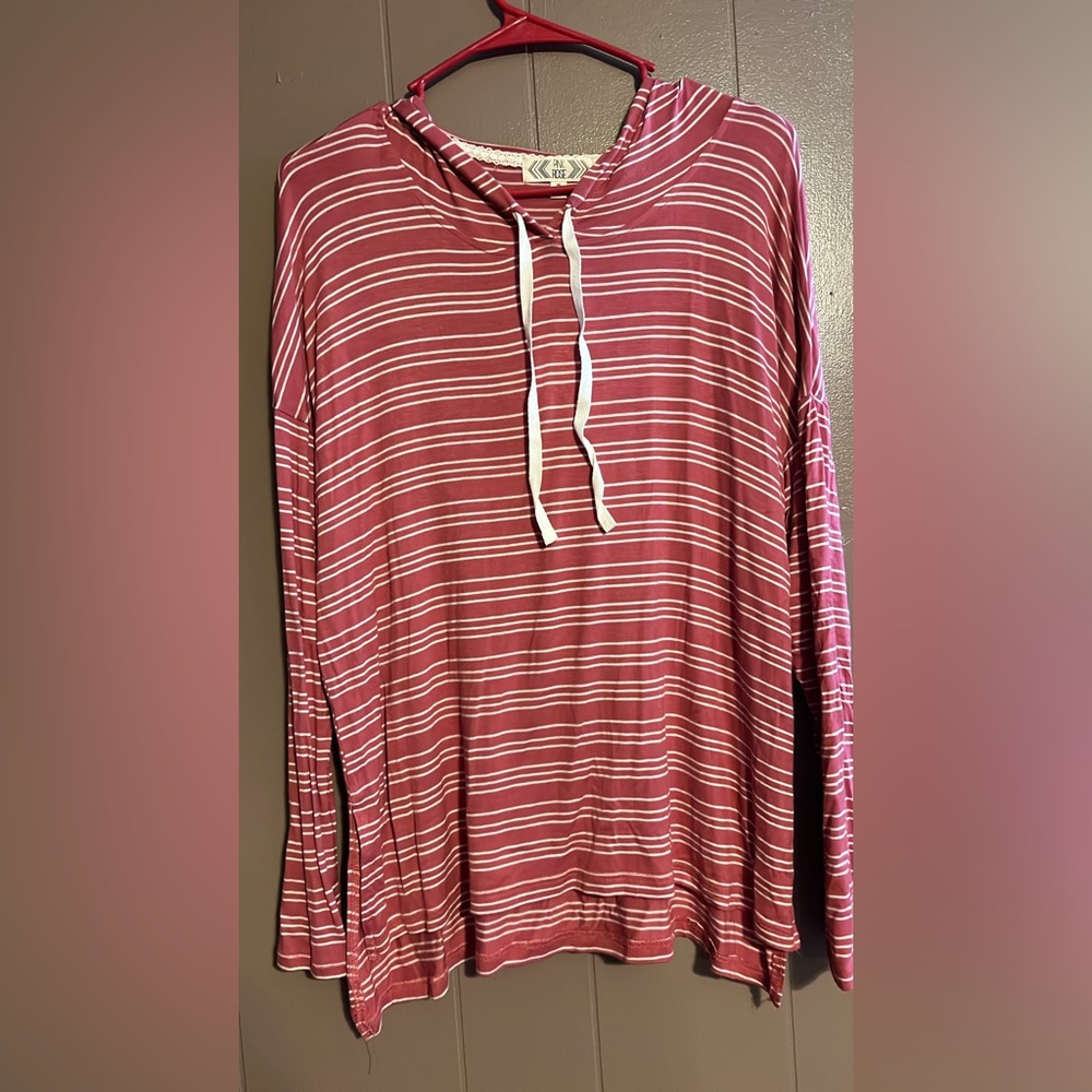 (6/$0) Striped Red and White Hoodie